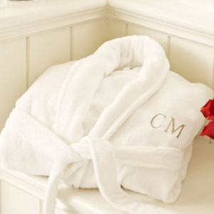 From Monograms to Embroidery: How to Personalize Your Bathrobe in the UK From Monograms to Embroidery: How to Personalize Your Bathrobe in the UK